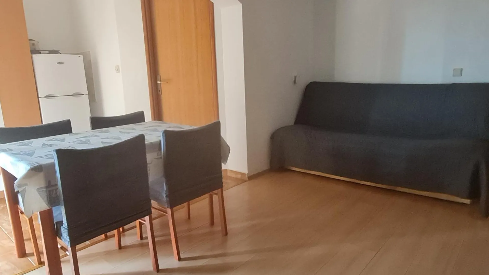 Apartmani Jadro Vir 0*,