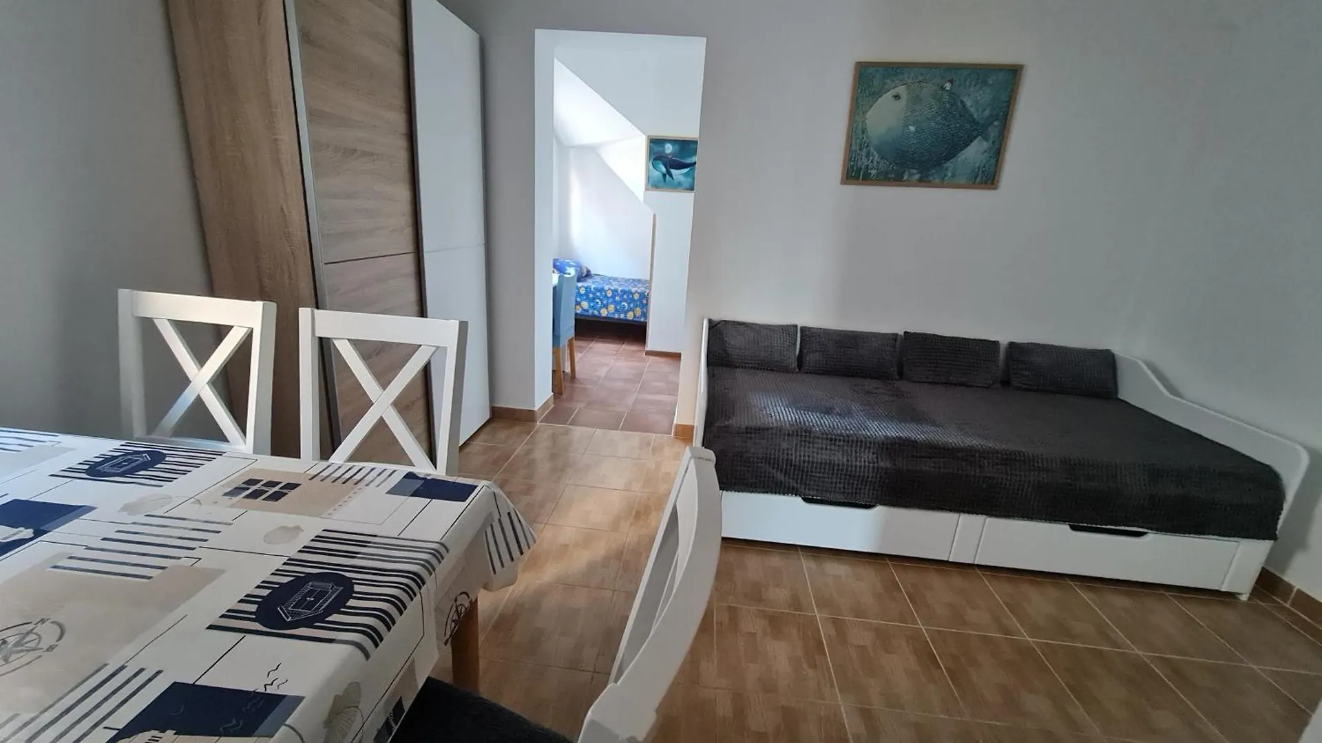 Apartmani Jadro Vir 0*,  Croatia