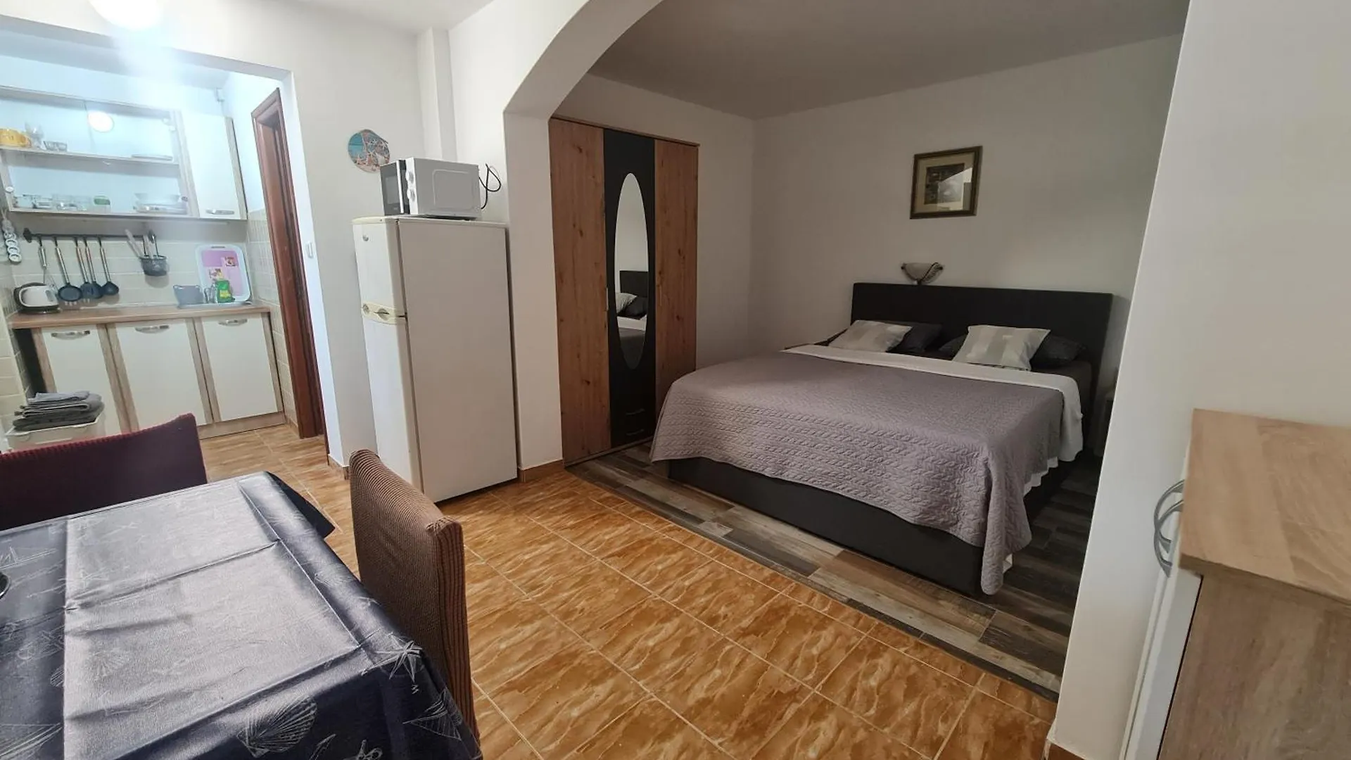 Apartmani Jadro Vir