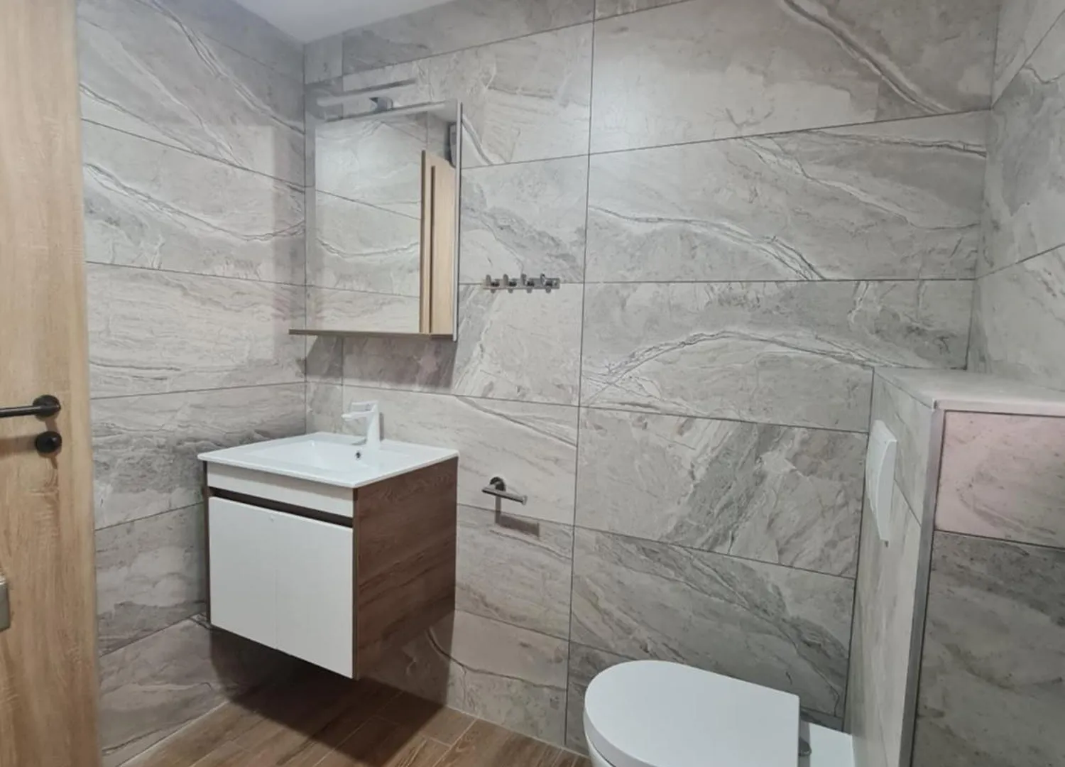 Apartmani Jadro Vir 0*,  Croatia
